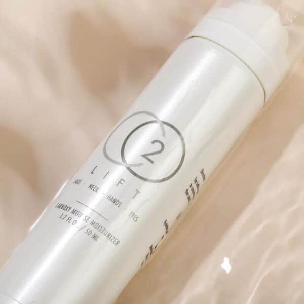 Rich and hydrating mousse moisturizer for all skin types